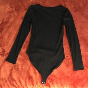 black long sleeve bodysuit